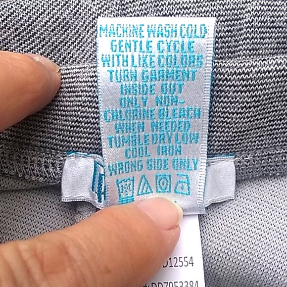 🆕D&D grey knit pants - Picture 4 of 6